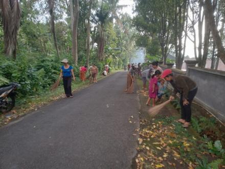KEGIATAN GOTONG ROYONG